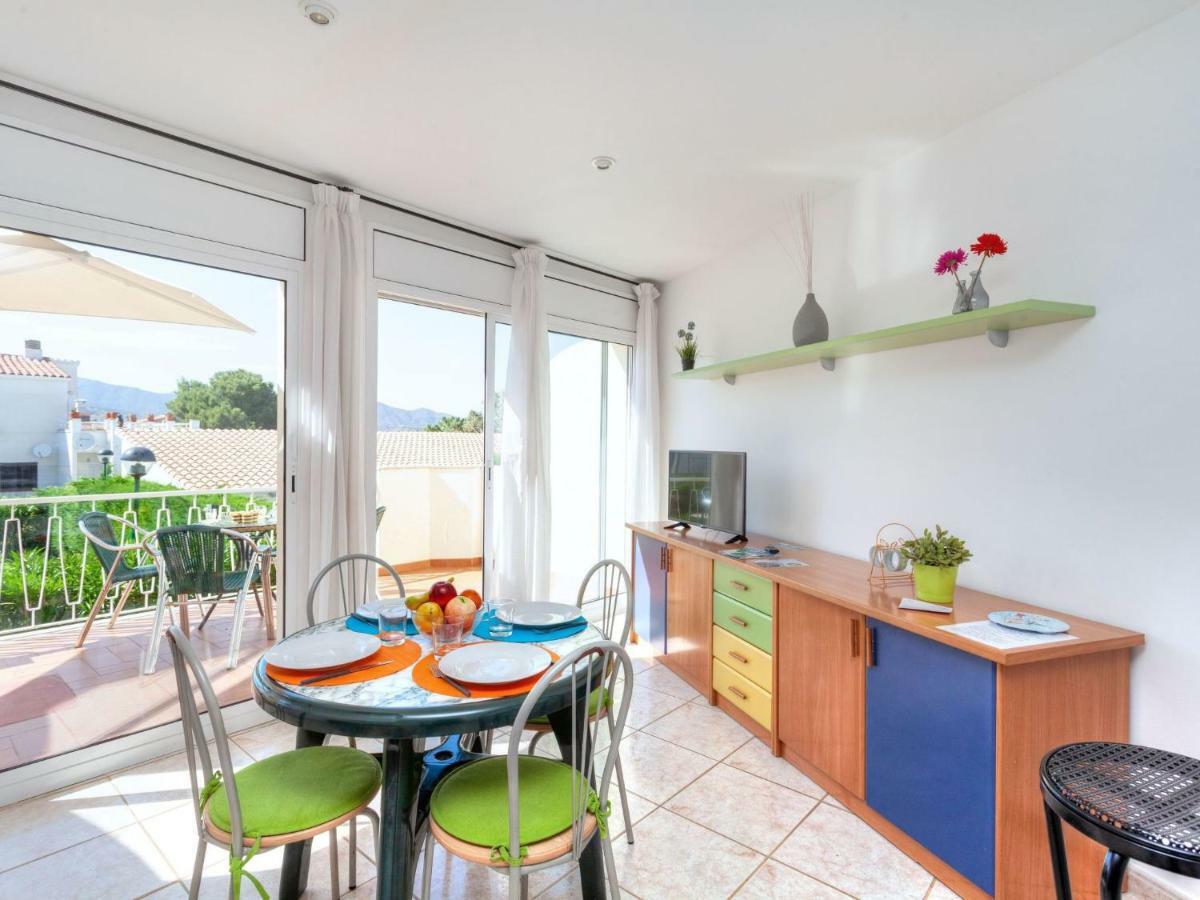 Apartment Palmiers I-10 By Interhome Llança 외부 사진